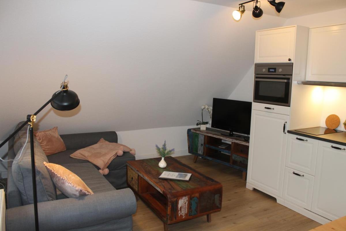 Ferienwohnung Lasse In Wieck Exterior photo