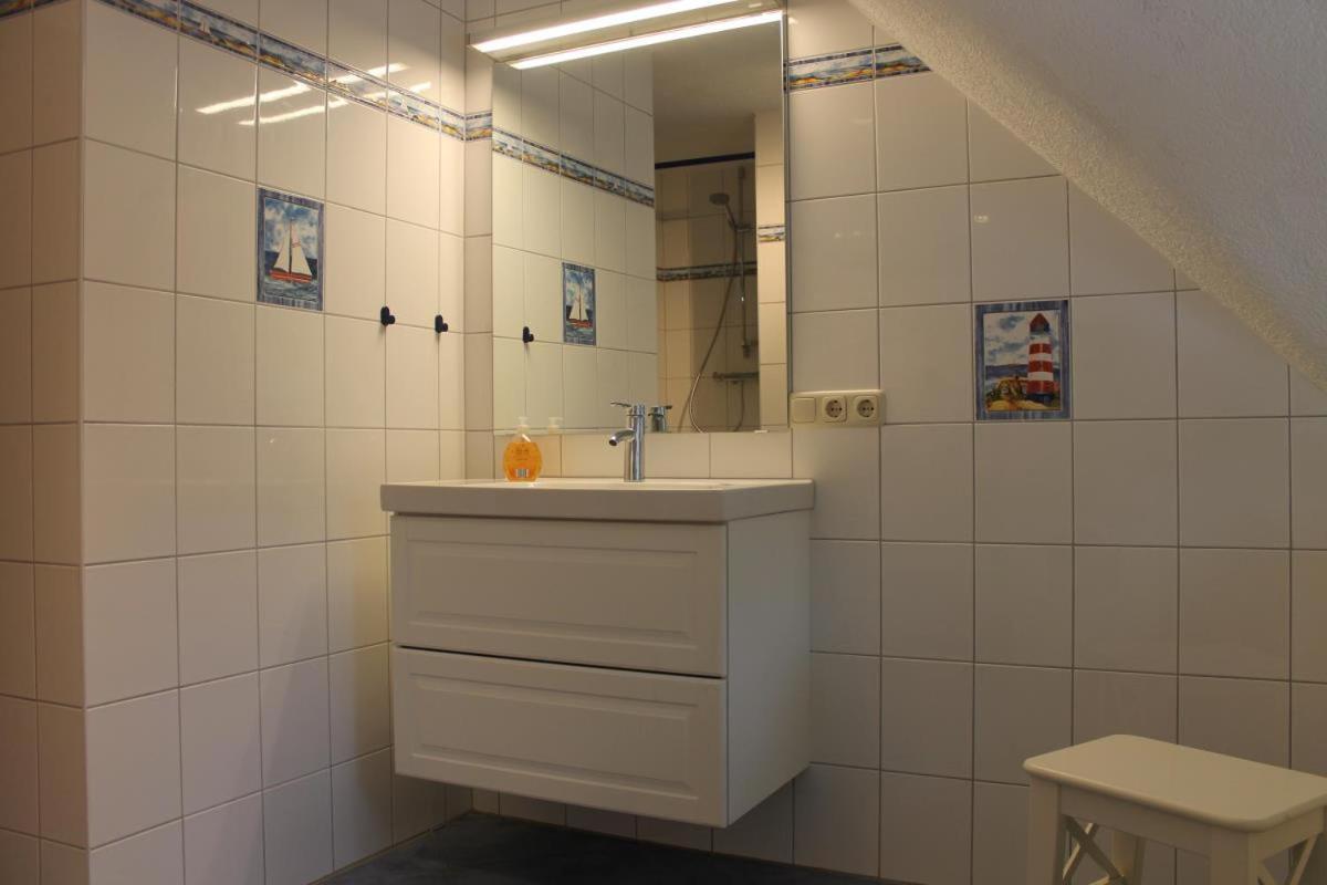 Ferienwohnung Lasse In Wieck Exterior photo