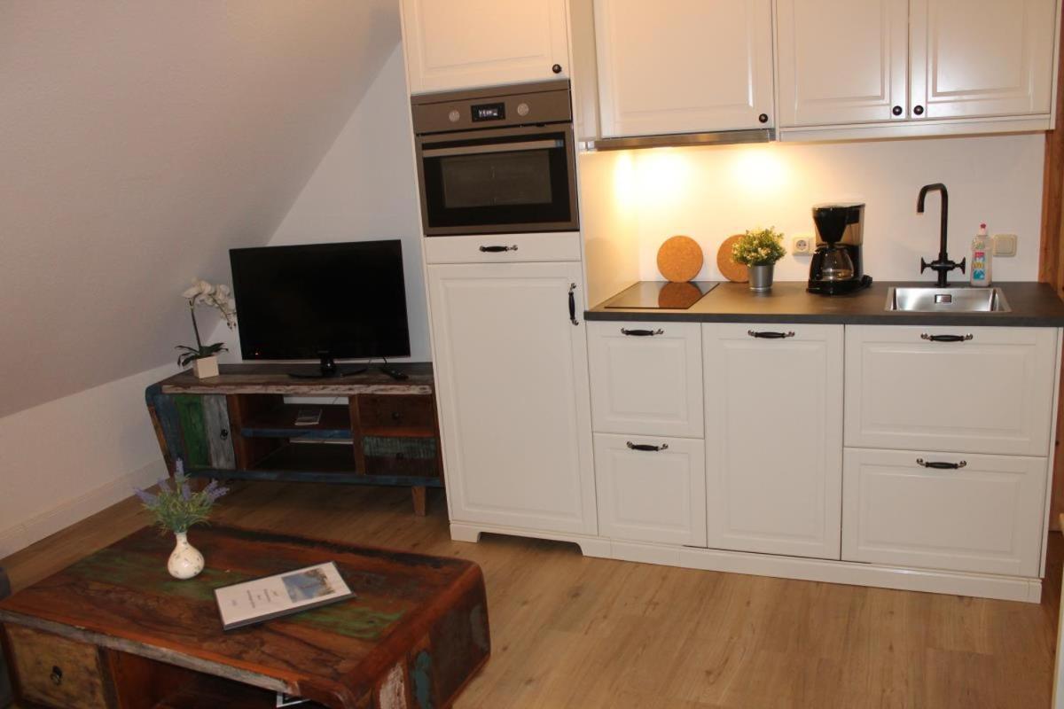 Ferienwohnung Lasse In Wieck Exterior photo